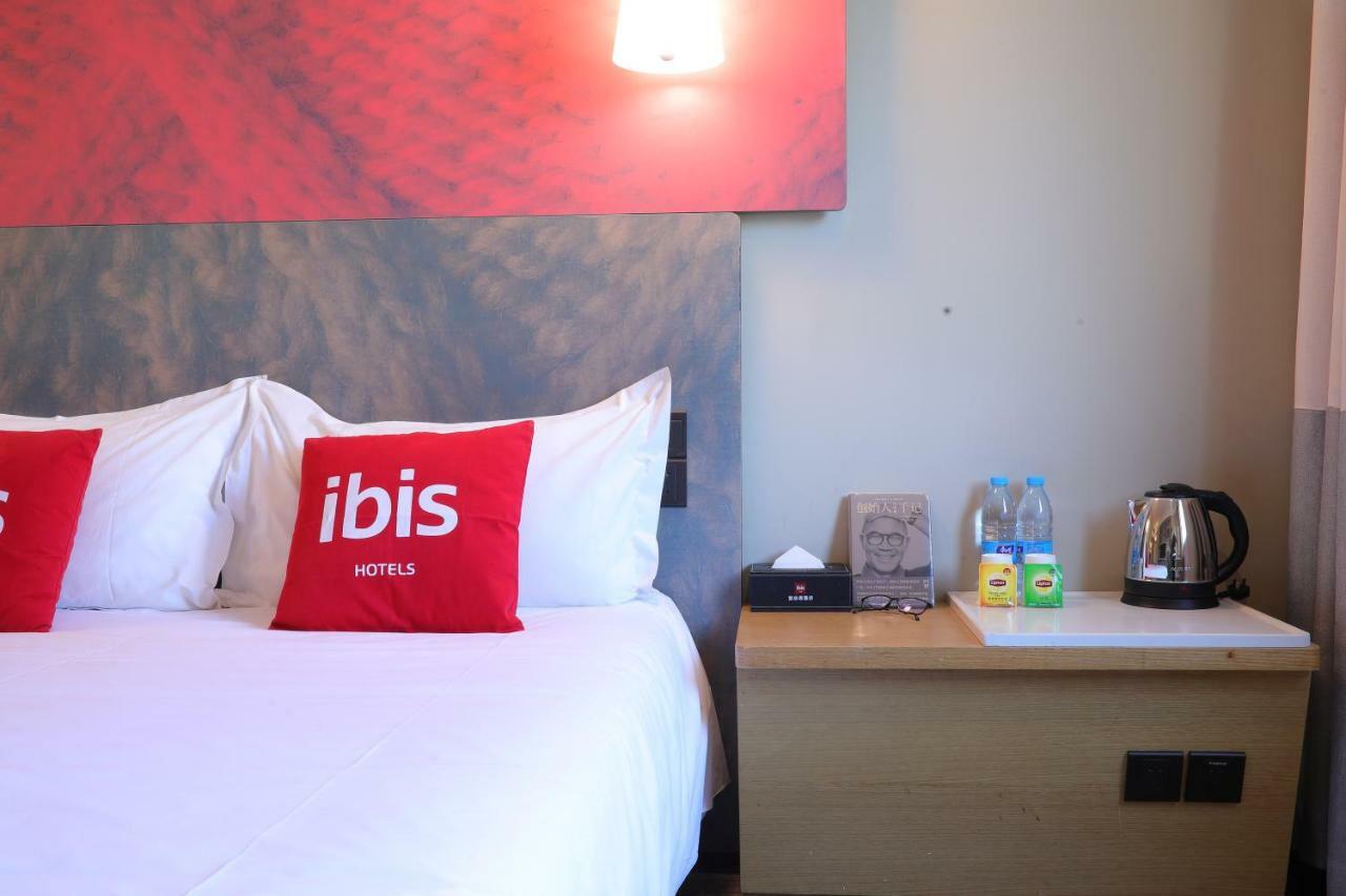 Hotel Ibis Qingdao Ningxia Road Extérieur photo