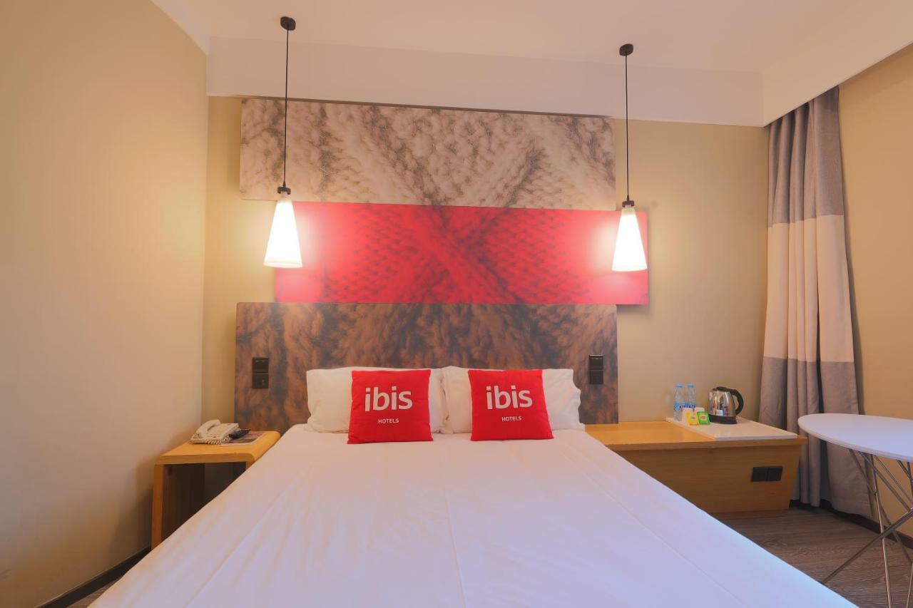 Hotel Ibis Qingdao Ningxia Road Extérieur photo